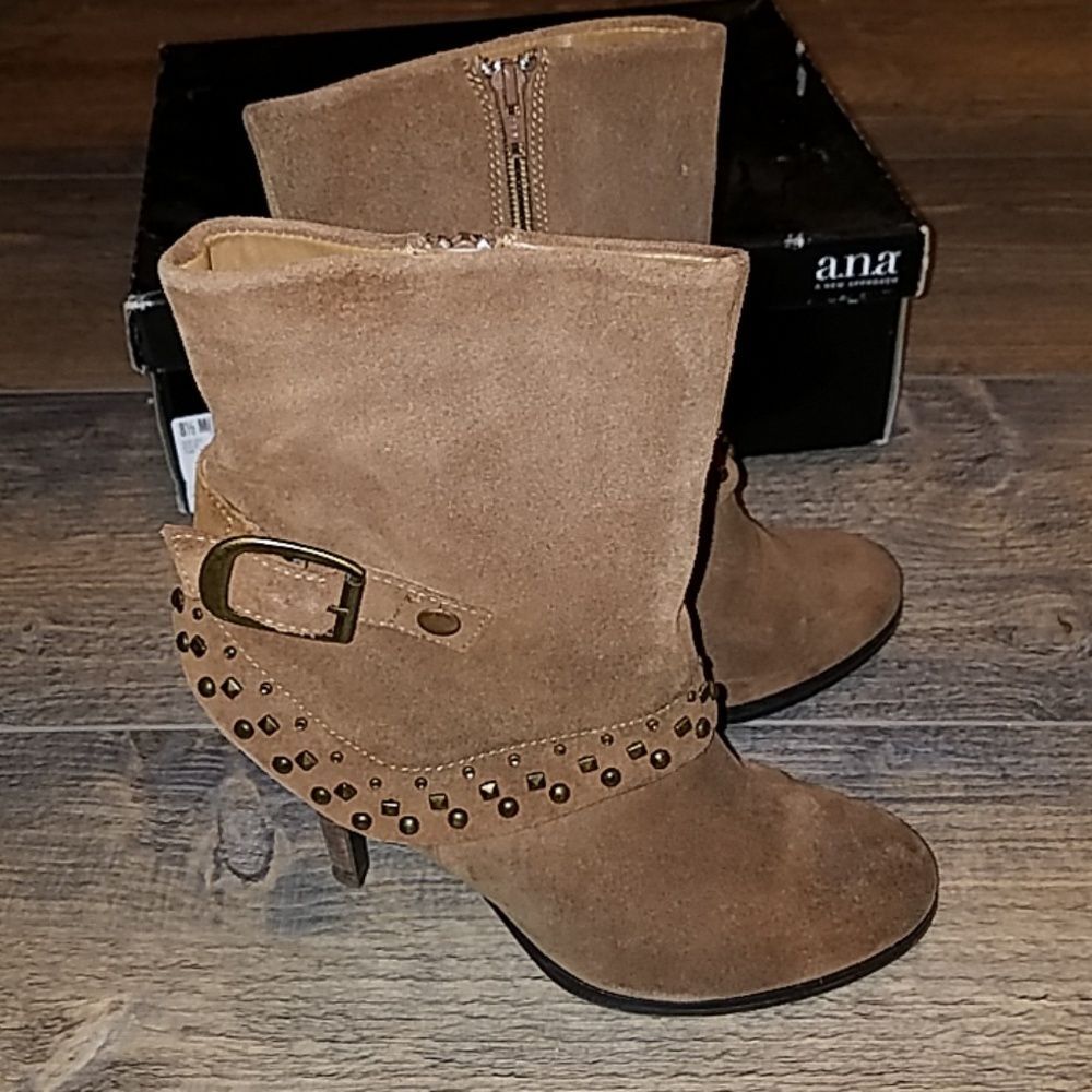 Leather Suede Boots, Studded
